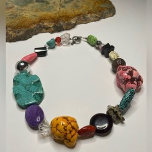 C014 Stunning Magnesite multi color necklace